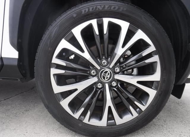Toyota Yaris Cross Z - Image 35