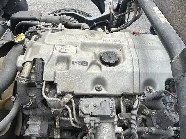 Mitsubishi Fuso Canter - Image 34